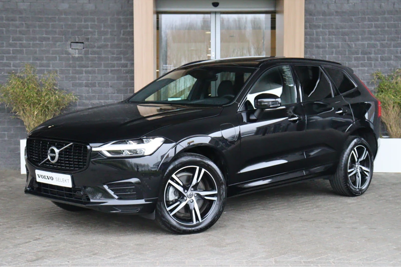 Volvo XC60 T8 AWD Recharge R-Design | Elektrisch Schuifdak | Stoelverwarming | Keyless Drive | Elektrisch Bedienbare Achterklep | Elektrisc