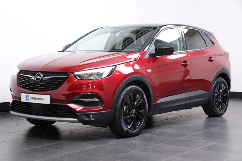 Opel Grandland X 1.6 Turbo Hybrid Elegance