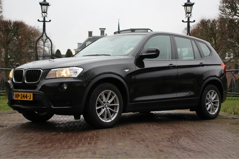 BMW X3 XDRIVE20I HIGH EXECUTIVE AUTOMAAT | PANODAK | LEDER | NAVI | CLIMA | STOELVERWARMING | CRUISE | PARK SENS V+A | TREKHAAK AFNEEMB