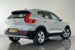 Volvo XC40 T3 Momentum Pro | Park Assist Pack | Verwarmbare voorruit | Stoelverlengers | LED mistlichten |