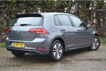 Volkswagen e-Golf e-Golf 136PK | Warmtepomp | Navigatie | App-Connect | Achteruitrijcamera | 16'' LMV | ACC | 2000 Euro Subsidie