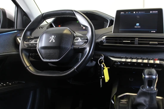 Peugeot 5008 1.2 PureTech Allure 7p. | Carplay | dode hoek sensor | Stoel verwarming + geheugen functie