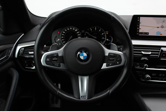 BMW 5 Serie Touring 520I Executive M-sport Automaat