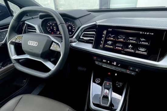 Audi Q4 e-tron Q4 40 e-tron 204 1AT Edition