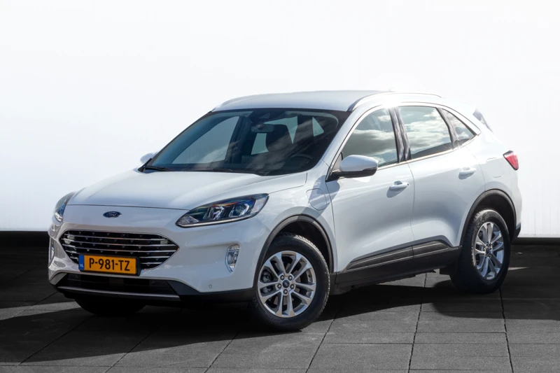 Ford Kuga 2.5 PHEV Titanium | All season banden | Dealer onderhouden |