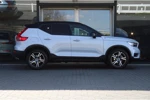 Volvo XC40 T3 R-Design | Harman/Kardon | Camera | Getint Glas | Apple Carplay & Android Auto | Parkeersensoren V+A |