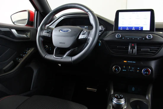 Ford Focus 1.0 EcoBoost automaat ST Line | Navigatie | Bluetooth | Parkeersensoren | LED/ DAB+