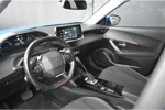 Peugeot e-2008 EV Active Pack | Stoelverwarming | Navigatie | Climate Control | Achteruitrijcamera | 16"LMV | Full-LED | Cruise Control | !!