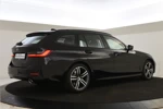 BMW 3 Serie 320i Touring Sportline Shadow line