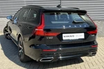 Volvo V60 RECHARGE T8 R-DESIGN| PANORAMADAK | TREKHAAK | EL.BED.ACHTERKLEP | VERWARMBARE ACHTERBANK