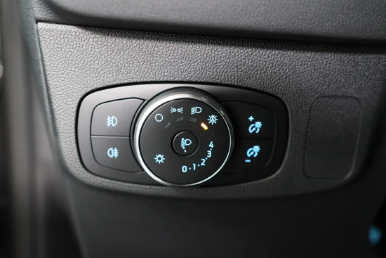 Ford Focus 1.0 EcoBoost Hybrid ST Line Style | Direct Leverbaar! | LED | Camera | Winterpack | Keyless | Navi By App