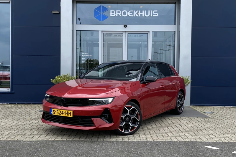 Opel Astra Astra 1.6 180PK Plug-In hybride GS-Line | Navigatie, Camera, Stoel+Stuurwiel verwarming, 18'', AGR, Head-Up, Keyles Entry