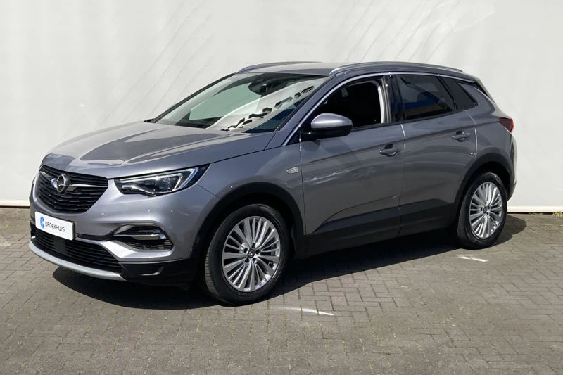 Opel Grandland X 1.6 Turbo Innovation | Trekhaak | 1600kg trekgewicht | Dubbele AGR-Stoel | PDC V&A |