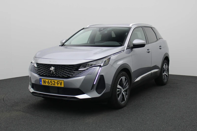 Peugeot 3008 1.2 130Pk Allure Pack | Automaat | Camera | Dode hoek | 18'' Lichtmetaal | LederStof | Navigatie |