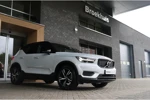 Volvo XC40 T3 Geartronic R-Design | Glacier Silver | Panoramadak | Harman Kardon | Standkachel met Volvo On call App | Camera | Stoelverwar