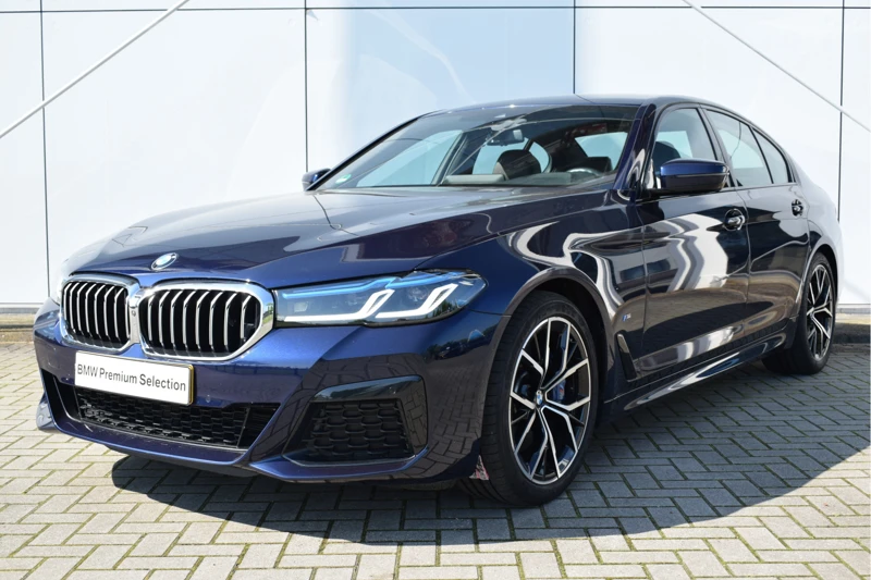 BMW 5 Serie 530i Sedan M-Sport High Executive