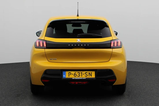 Peugeot 208 1.2 75PK Allure | Apple/Android carplay | Clima | 16" lichtmetaal | Bluetooth | Parkeersensoren achter | Touchscreen |