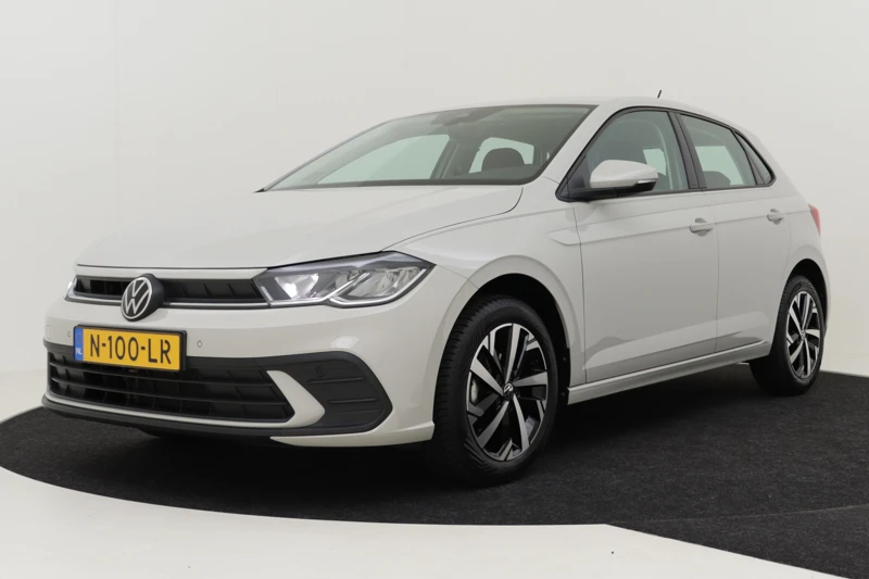 Volkswagen Polo 1.0 TSI 95PK Life | 1e Eigenaar | 100% Dealeronderhouden | Fabrieksgarantie 2025 | Adaptieve Cruise Control | Navi By App | LED