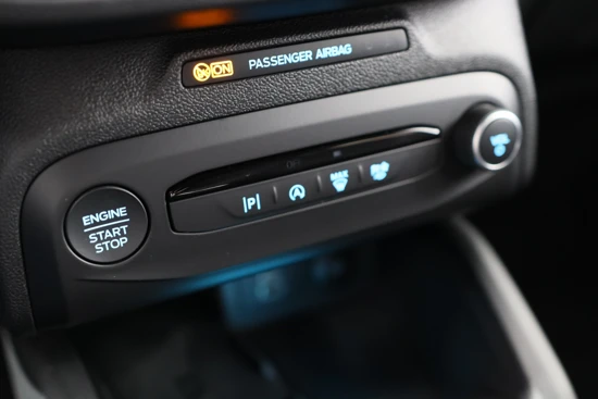 Ford Focus Wagon 1.0 EcoBoost Hybrid ST Line | AGR | Navigatie | Winter Pack | LED | Keyless | Cruise | Parkeersensoren V+A