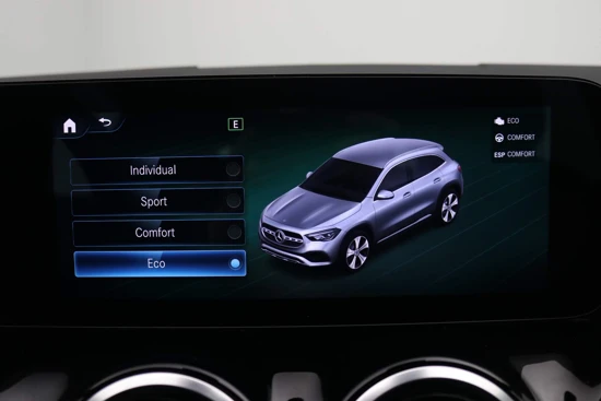Mercedes-Benz GLA 180 Progressive Navigatie | Climate en Cruise control | Lichtmetalen wielen | Widescreen |