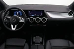 Mercedes-Benz GLA 180 Progressive Navigatie | Climate en Cruise control | Lichtmetalen wielen | Widescreen |