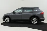 Volkswagen Tiguan 1.5 TSI 150 PK Life | LED | | Navigatie | Fabrieksgarantie tot 01-2026 | Climate Control | Parkeersensoren | Adaptieve cruise co