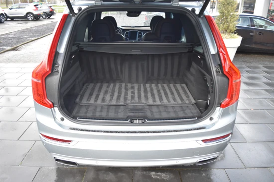 Volvo XC90 T8 Aut-8 AWD Excellence | Luchtvering | 4 Persoons | Bowers & Wilkins | Schuif / kanteldak| Champagn