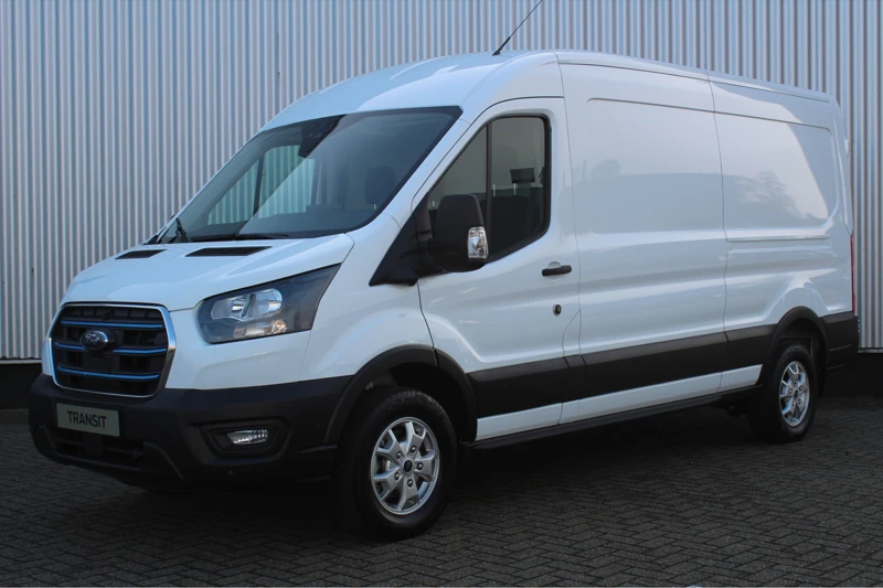 Ford E-Transit 350 184 pk 135 kW L3H2 Trend