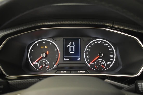 Volkswagen T-Cross 1.0 TSI 110PK R-Line | Navigatie | Adaptive Cruise control | Apple carplay | LED | PDC