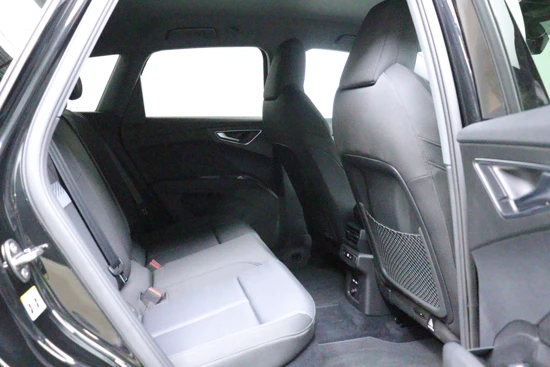 Audi Q4 e-tron 40 204 PK | 16% Bijtelling | Warmtepomp | ACC | Achteruitrijcamera | BTW | Navigatie | App-Connect | Direct Beschikbaar