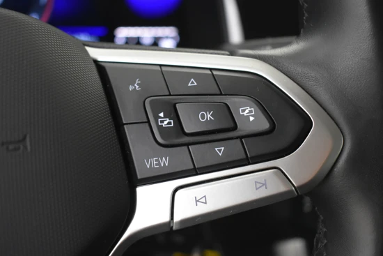 Volkswagen Polo 1.0 TSI 96pk Life | Adaptief cruise control | Navi via app connect | DAB radio | LED koplampen | Fabrieksgarantie 2025 | Parkeer