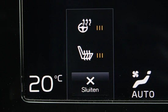 Volvo XC40 T5 Recharge R-Design | Parkeercamera | Leder | Standverwarming | Adaptive LED | DAB+ | 19" Velgen |