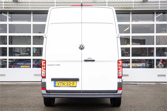 Volkswagen Crafter 35 2.0 140 pk L3H3 Highline | VOORRAAD | RIJKLAAR