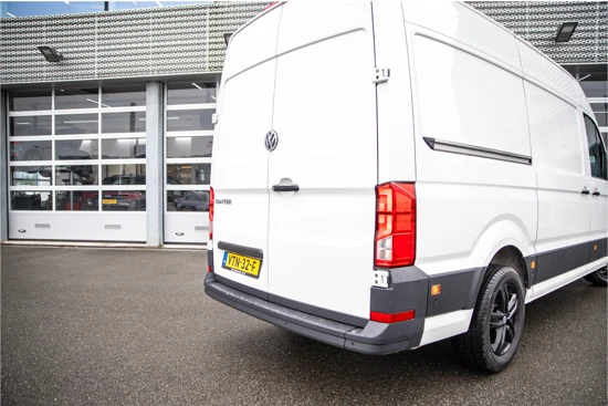 Volkswagen Crafter 35 2.0 140 pk L3H3 Highline | VOORRAAD | RIJKLAAR