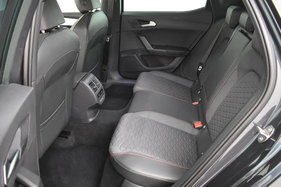 SEAT Leon 1.4 TSI 204PK DSG Aut. eHybrid PHEV FR | ACC | Navigatie | Led Koplampen | Keyless | Achteruitrijcamera | DAB | App Connect | St