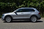 Volkswagen Tiguan 1.4 TSI 150PK DSG Aut. ACT Connected Series | 1ste Eig. | 100% Dealeronderhouden | Trekhaak | 360 Graden Camera | 17'' LMV | Nav