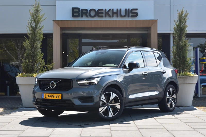 Volvo XC40 T4 Aut-7 Recharge R-Design | Elektrisch bedienbare bestuurdersstoel met geheugen | Elektrisch bedien