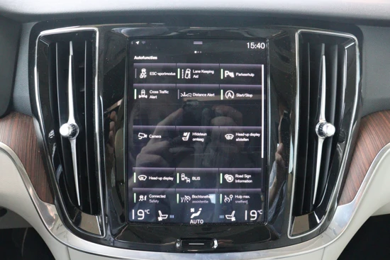 Volvo V60 V60 T4 Geartronic Inscription | Schuifdak | Head-Up Display | Stoelventilatie | Stoelmassage | 360° Camera | Stoelverwarming | A