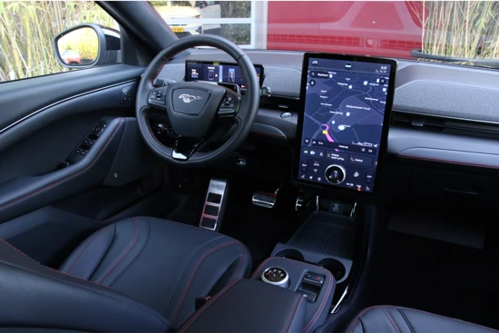 Ford Mustang Mach-E 98kWh Extended AWD | 360 Camera | Panoramadak | B&O audio | Adaptive Cruise | BLIS