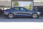 Volvo S60 B4 Ultimate Dark | Google | 360° Camera | Head-Up Display | Harman/Kardon | Adaptive Cruise | Panoramadak | Elektrische Stoelen