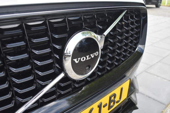 Volvo XC90 T8 Aut-8 Recharge Ultimate Dark Long Range