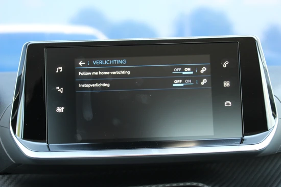 Peugeot 208 1.2 PureTech Active | Navi | Airco | Bluetooth | Carplay | Demo