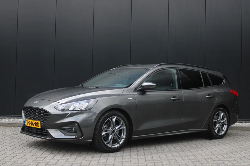 Ford Focus Wagon 1.5 180pk ST Line | ADAPTIVE CRUISE | LED | CAMERA