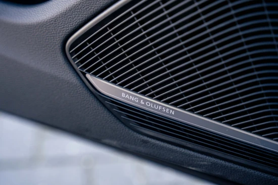Audi A5 Sportback 45 TFSI 265PK quattro S edition | S-Sporstoelen | Assistentiepakket Rijden | Achteruitrijcamera | 20" Velgen | Bang &