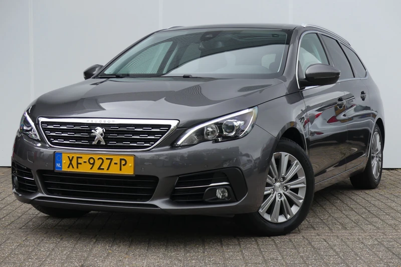 Peugeot 308 SW 1.2 PureTech 130PK Blue Lease Premium | PANORAMADAK | TREKHAAK |