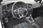 Volkswagen Golf 1.4 TSI GTE 204pk | Adaptief cruise control | Navigatie | Led koplampen | Panoramadak | Stoelverwarming | Dab radio | Parkeersen