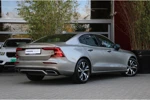 Volvo S60 T6 AWD Twin Engine R-Design | Adaptive Cruise | BLIS | Camera | Stoelverwarming | 18" velgen