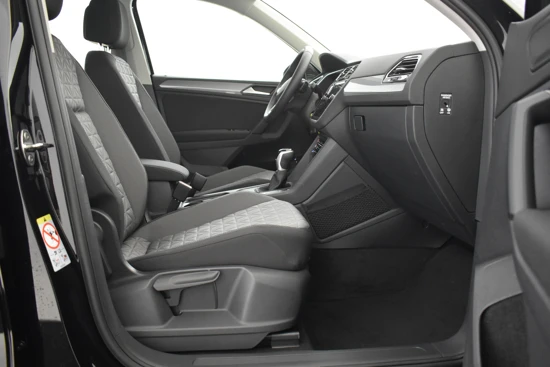 Volkswagen Tiguan 1.4 TSI 245pk eHybrid DSG/AUT Business | Fabrieksgarantie 2027 | Trekhaak | Adaptief cruise control | Navigatie | LED koplampen