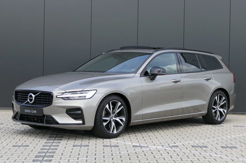 Volvo V60 T5 R-Design