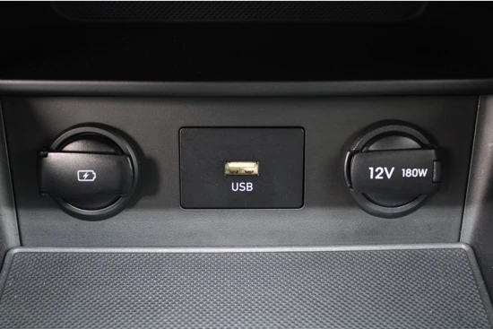Hyundai Kona 1.6 GDI HEV 140pk Comfort Automaat | Led | Camera | Climate | Lane Assist | Navigatie by app | 16" Lichtmetaal | Cruisecontrol |